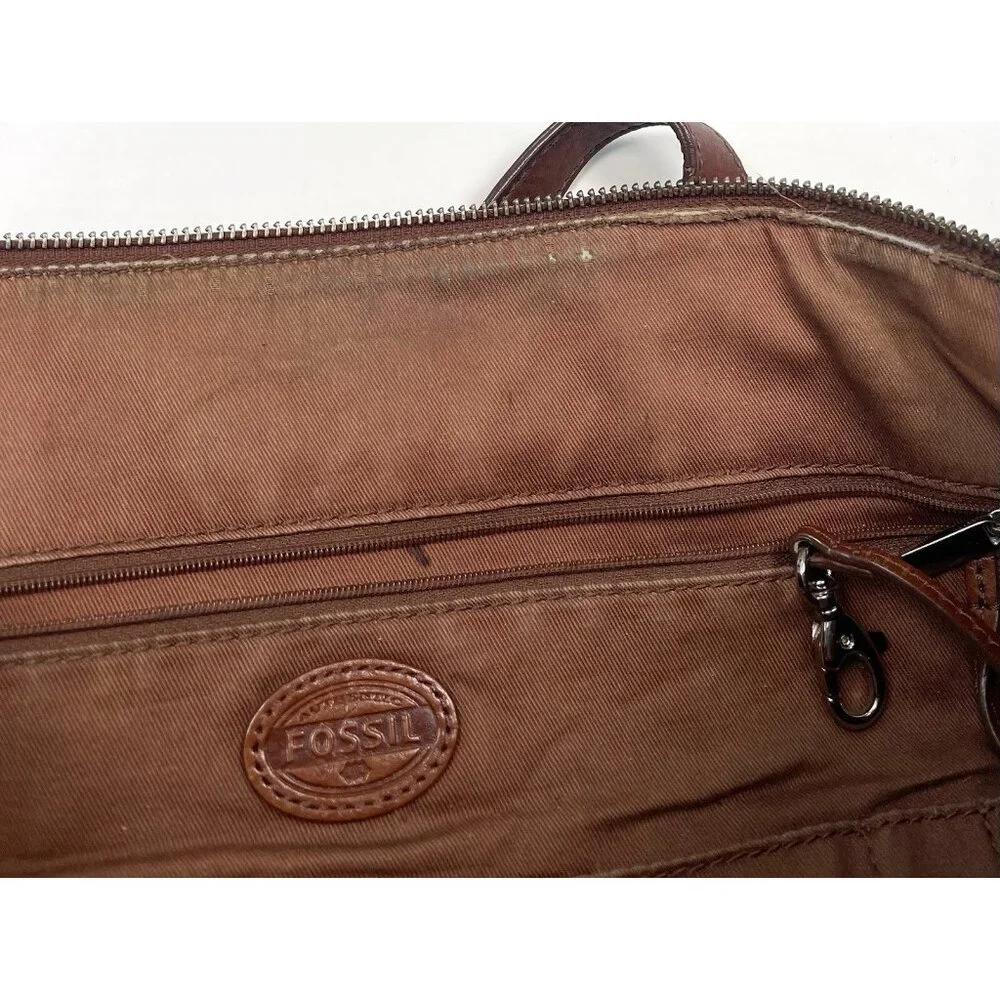 FOSSIL 17